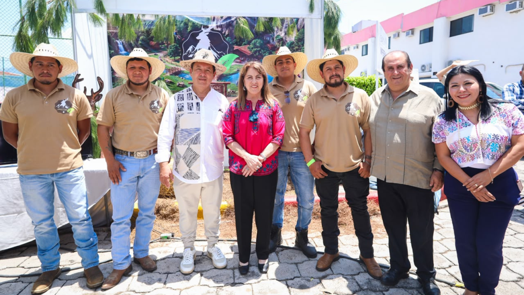 La gobernadora Margarita González Saravia inaugura el primer encuentro para apoyar a las cooperativas morelenses en Yautepec