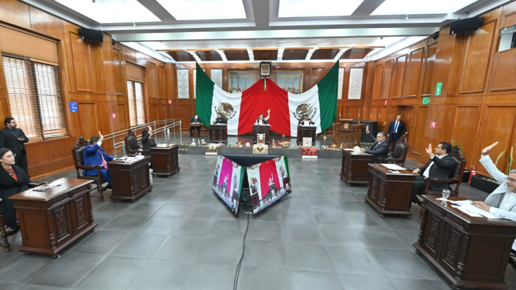 Paco Vázquez llevará reforma judicial al Congreso de Edomex