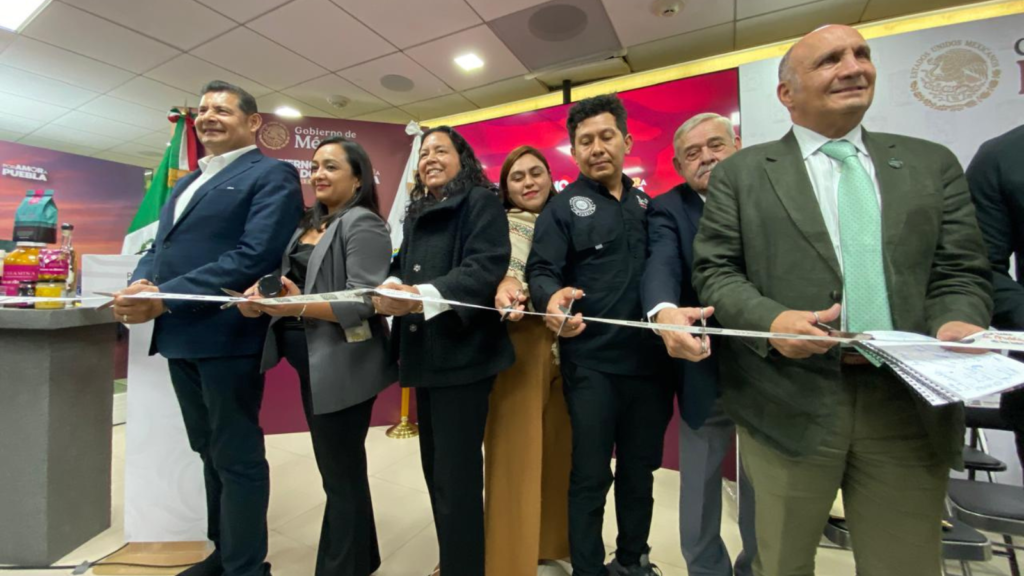 Puebla: Gobernador Alejandro Armenta afirma que se combate la pobreza alimentaria con apoyo al campo