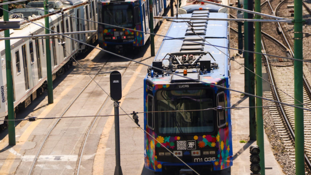 Tren Ligero SIN SERVICIO por falla en Las Torres, informan