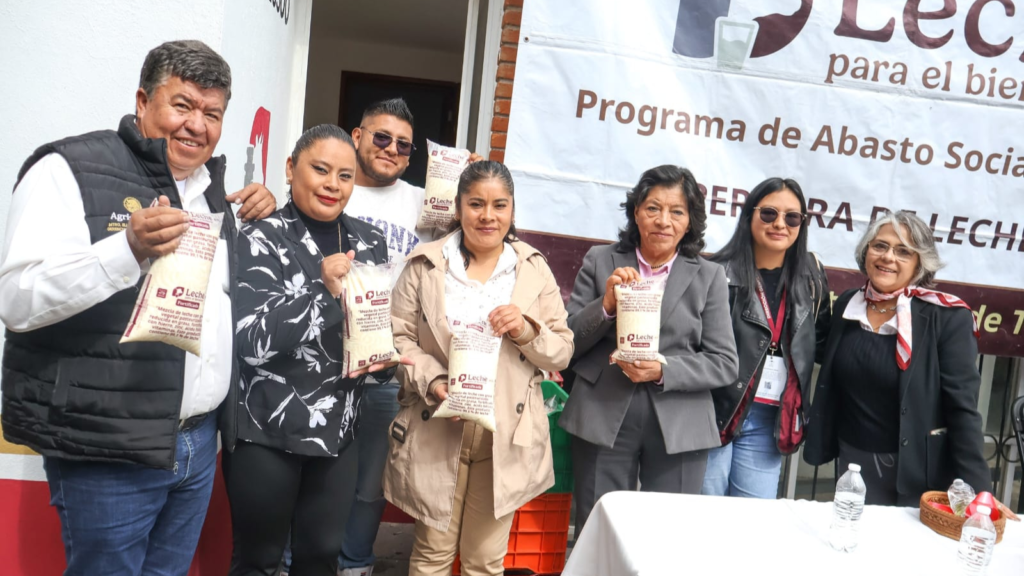 Reabren Lechería del Bienestar en Toluca; proyectan 70 sucursales este año en la capital