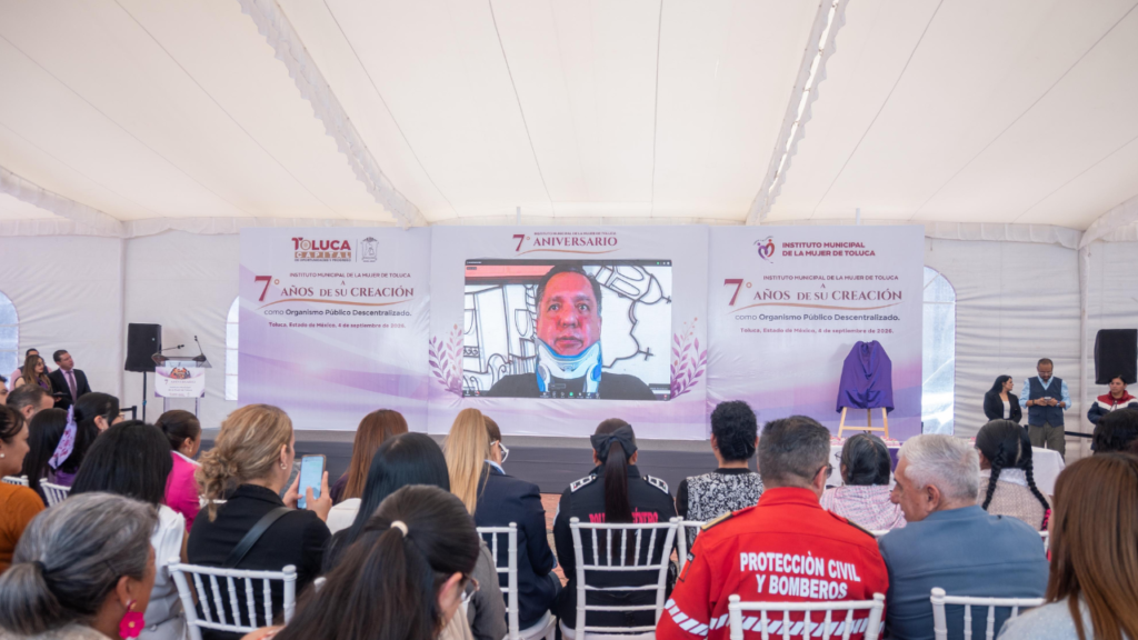 Ricardo Moreno fortalece atención a mujeres en Toluca