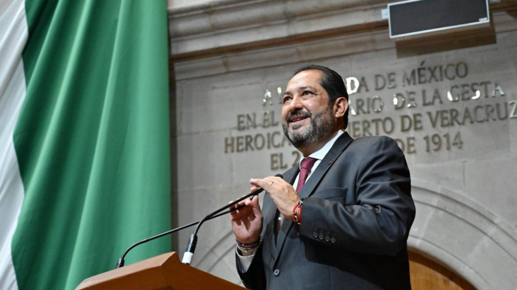 Francisco Vázquez extiende su liderazgo en la Jucopo por tercer año