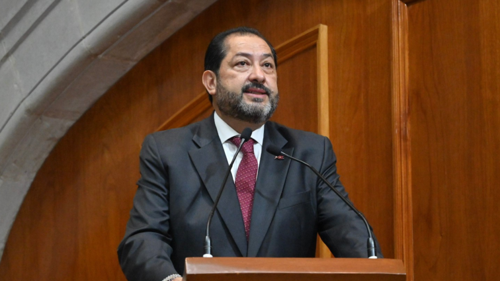 Congreso mexiquense: Paco Vázquez