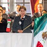 Delfina Gómez proclama “viva nuestra soberanía” durante Grito de Independencia en Toluca