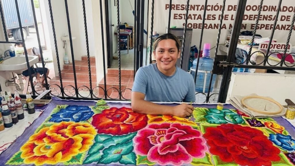 Balean casa en Oaxaca de Elvis Guerra, diseñador del vestido de Sheinbaum para el Grito