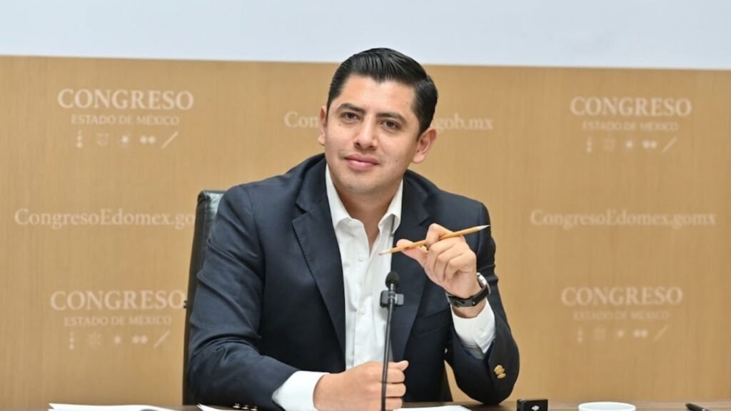 Ixtapaluca: Carlos Zurita encabeza encuestas de Morena para el municipio