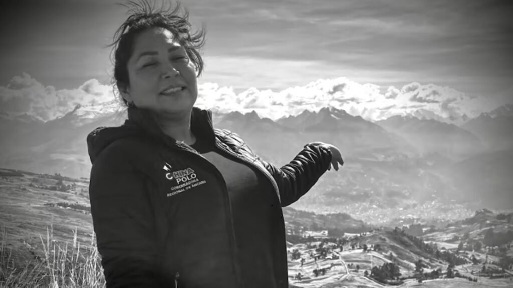 Perú: dan último adiós a Susy Aponte, asesinada en transmisión en vivo