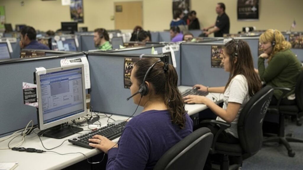 Investigan venta de datos personales de 12.9 millones de personas a call centers