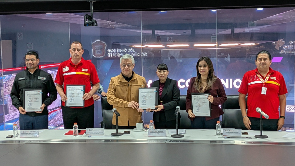 El Gobierno del Edomex y tiendas OXXO habilitaron mil 700 Espacios Colibrí para resguardar y auxiliar a mujeres y niñas en situación de riesgo o violencia.