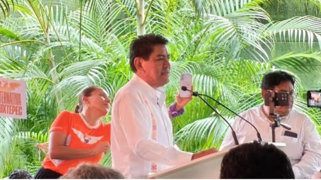 Detienen a Irineo Molina, exalcalde de Tuxtepec, por contratos irregulares de 23 mdp