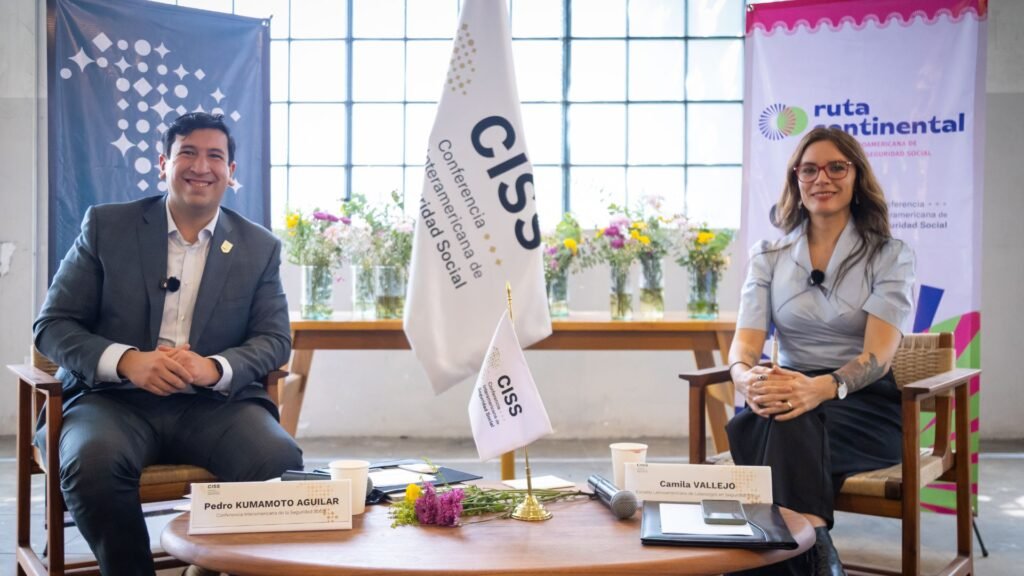 “Los jóvenes tienen derecho a la seguridad social”: CISS lanza Ruta Continental, escuela que dirigirá Camila Vallejo